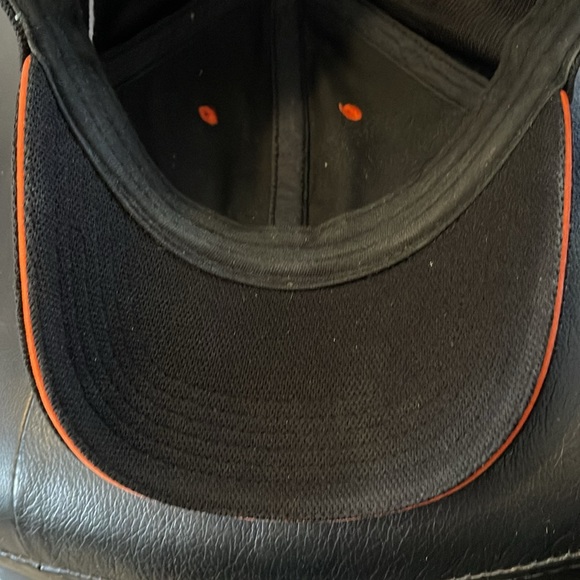 Mercedes Benz Hat - Picture 10 of 13